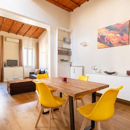 Modern, Bright Near Boboli Gardens & Santo Spirito - Homeunity Firenze Kültér fotó