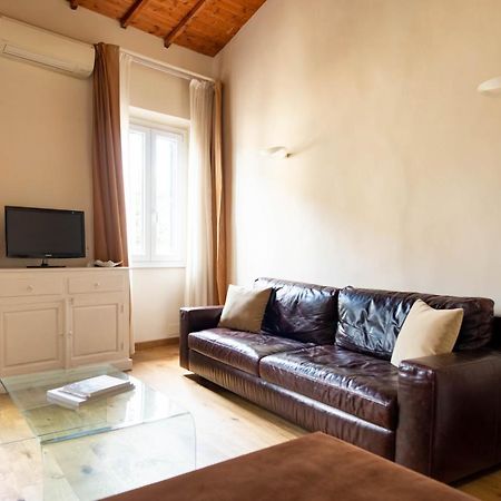 Modern, Bright Near Boboli Gardens & Santo Spirito - Homeunity Firenze Kültér fotó
