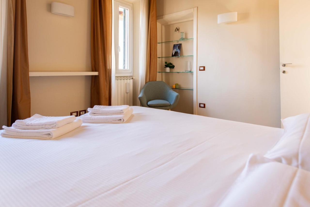 Modern, Bright Near Boboli Gardens & Santo Spirito - Homeunity Firenze Kültér fotó