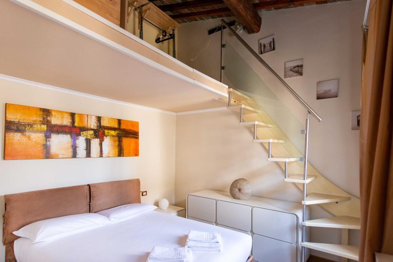 Modern, Bright Near Boboli Gardens & Santo Spirito - Homeunity Firenze Kültér fotó