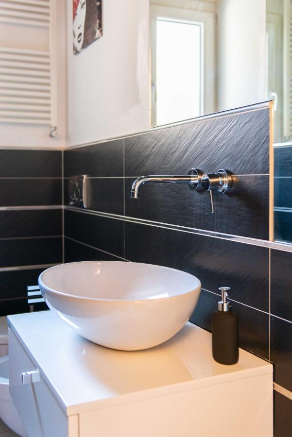 Modern, Bright Near Boboli Gardens & Santo Spirito - Homeunity Firenze Kültér fotó