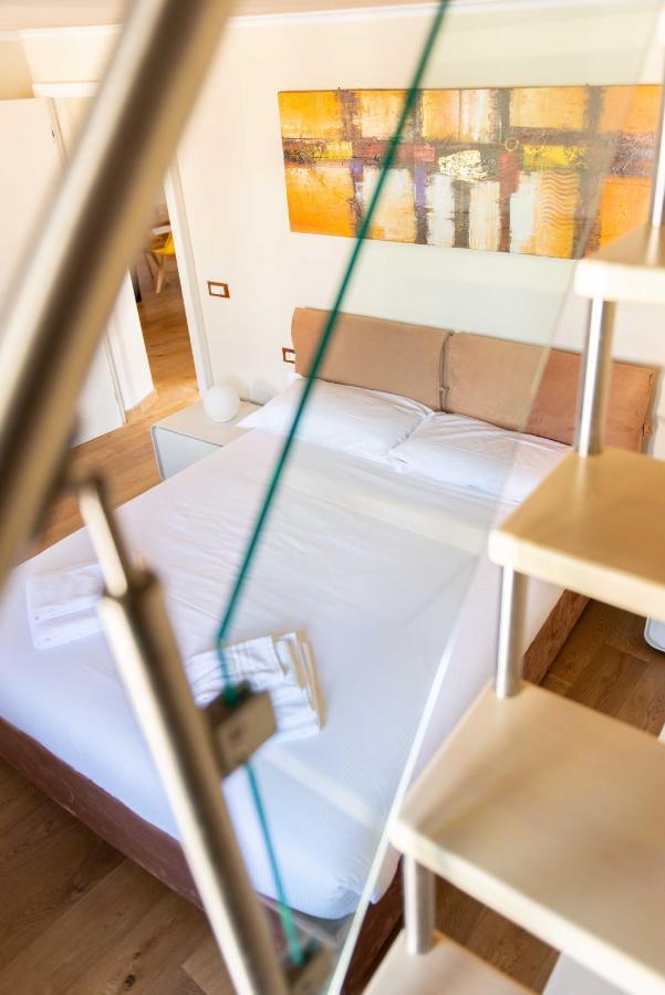 Modern, Bright Near Boboli Gardens & Santo Spirito - Homeunity Firenze Kültér fotó